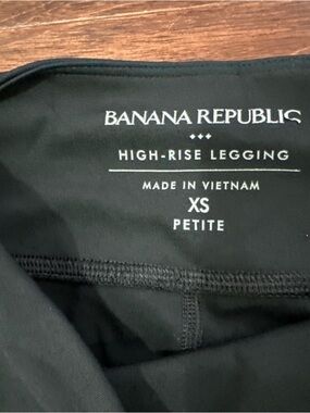 Banana Republic Black High-Rise Leggings - XS Petite